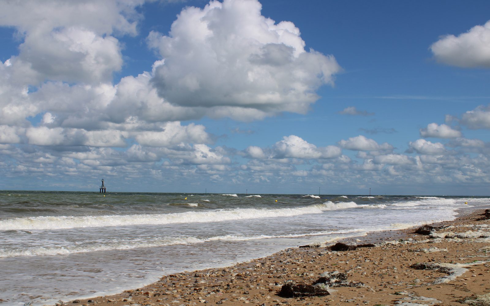 Plage de Courseulles-sur-Mer sur la Côte de Nacre